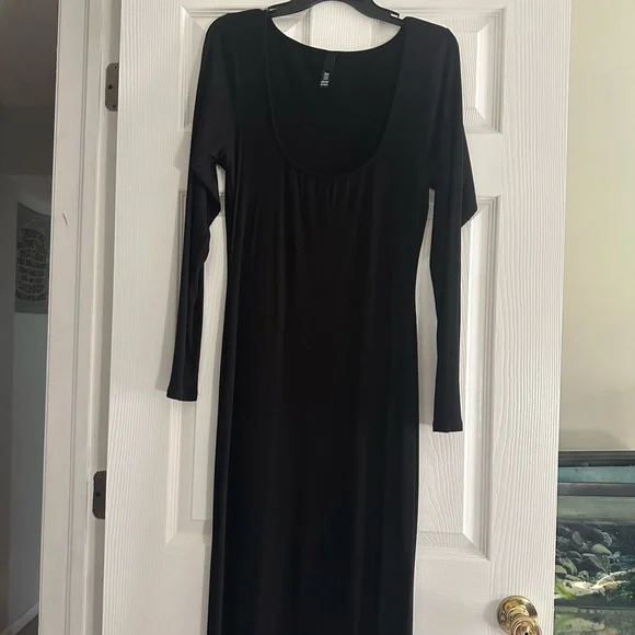 chinese dress ladies Skims Long Sleeve Lounge Slip  Rent with Iz